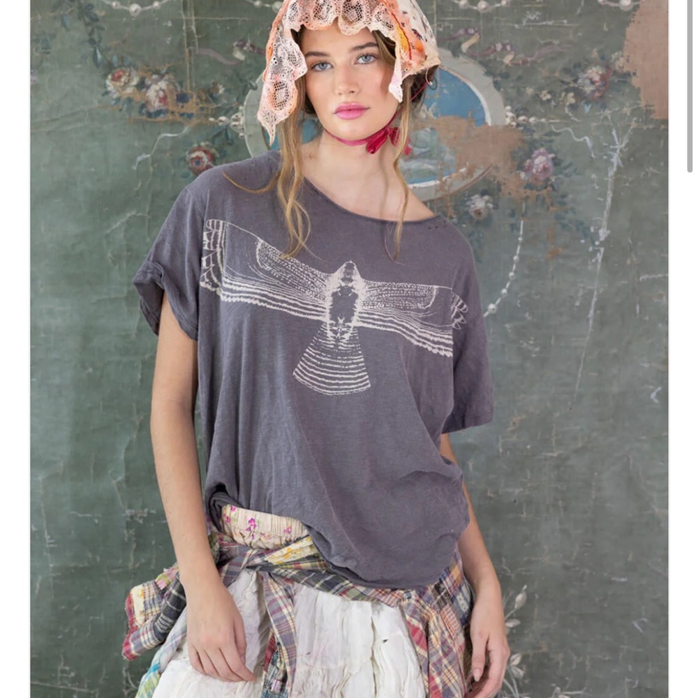 Magnolia Pearl Hawk Tee